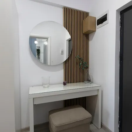 Hedarom Apartment *